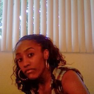 Meet your Posher, Jenn